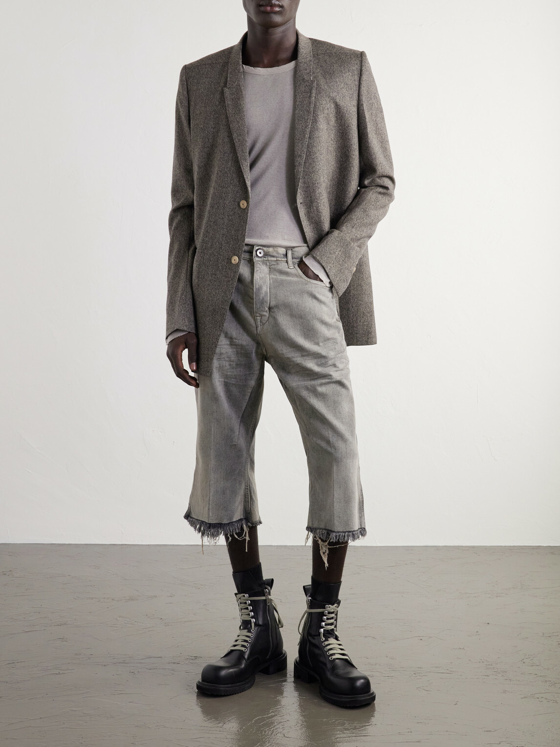 Rick Owens - Bolan Straight-Leg Frayed Denim Shorts - Gray
