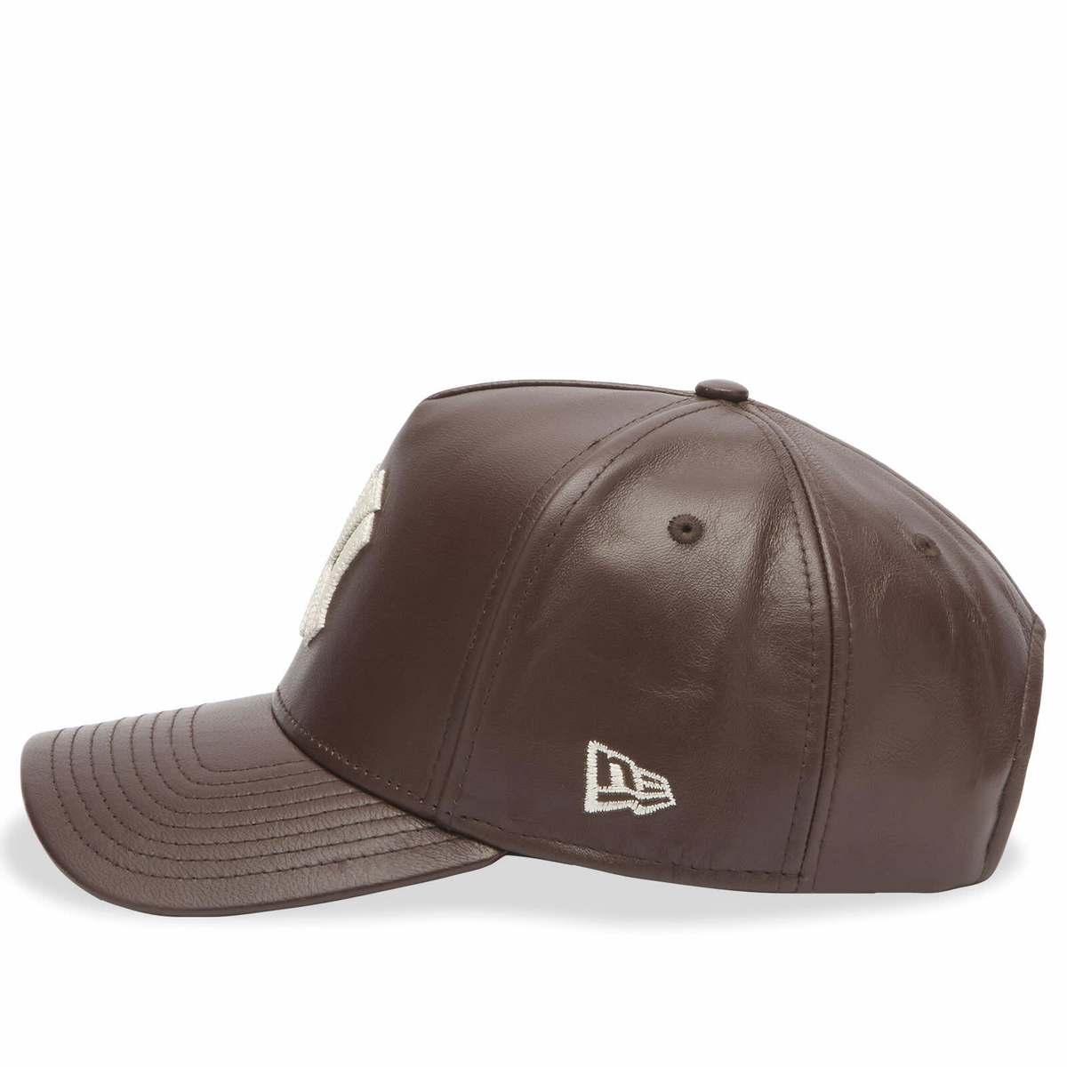 New Era New York Yankees Leather 9Forty A-Frame in Brown 