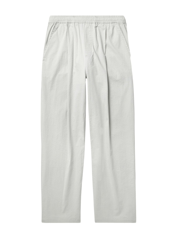 Photo: Folk - Straight-Pleated Cotton-Blend Seersucker Trousers - Gray