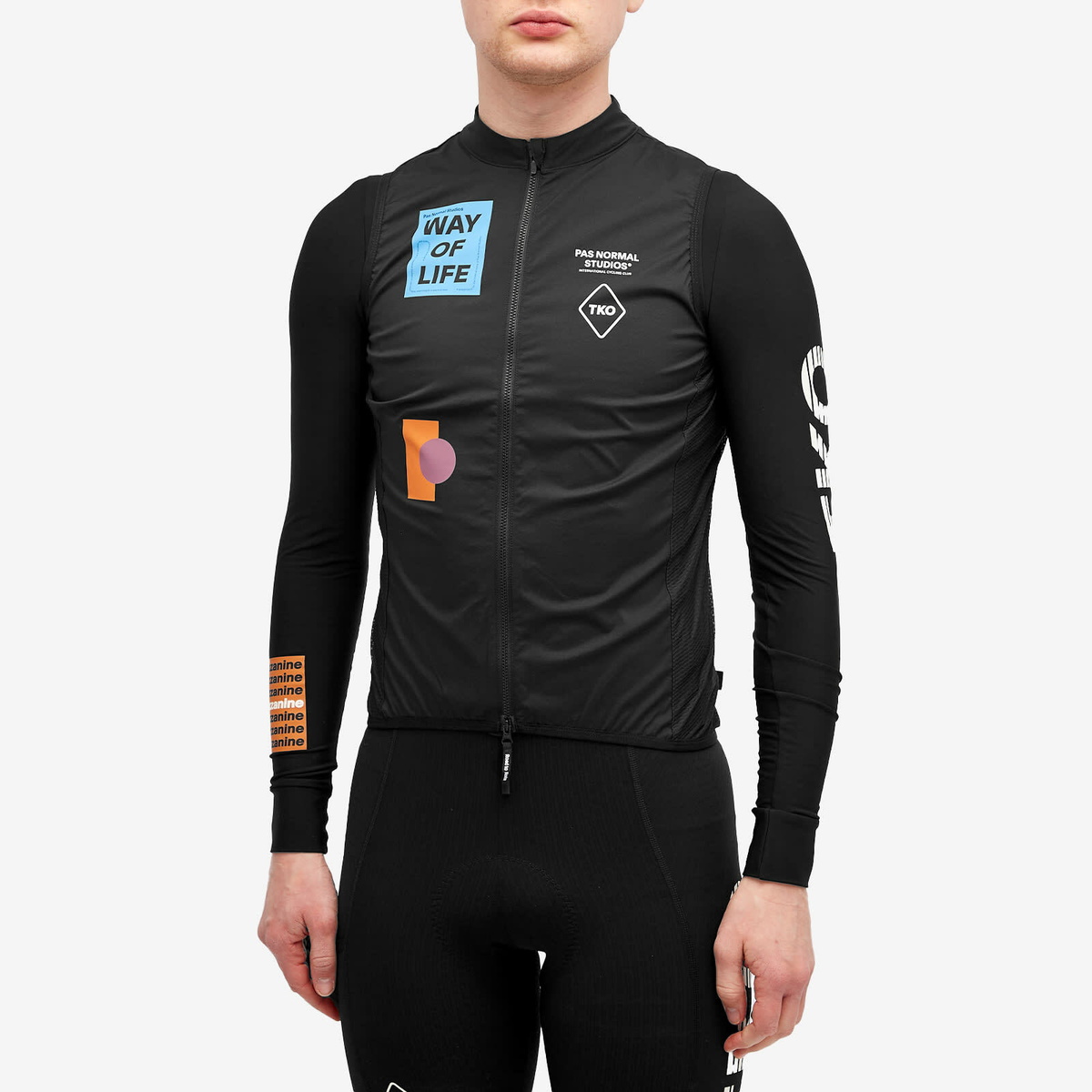 Pas Normal Studios Men's T.K.O. Mechanism Stow Away Gilet in Black