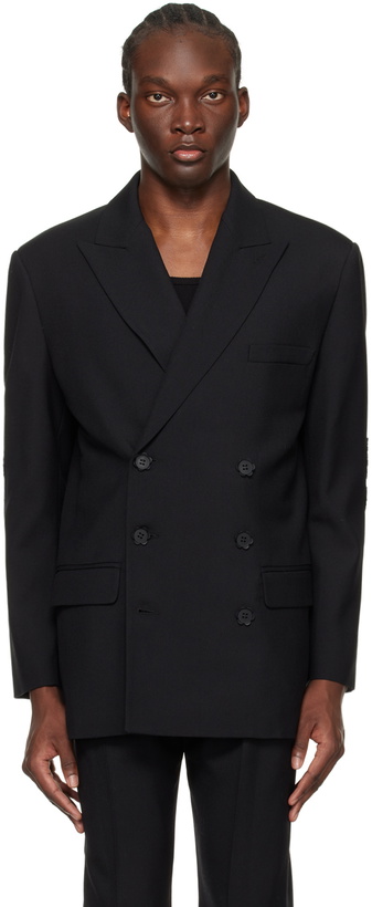 Photo: FORMA Black Flower Blazer