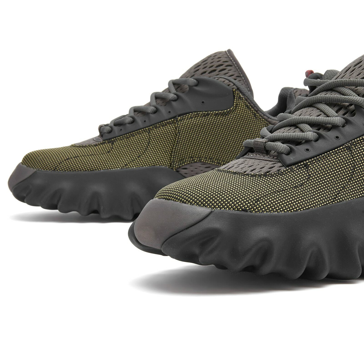 Oakley Factory Team Men's Suede Chop Saw in Graphite/Green