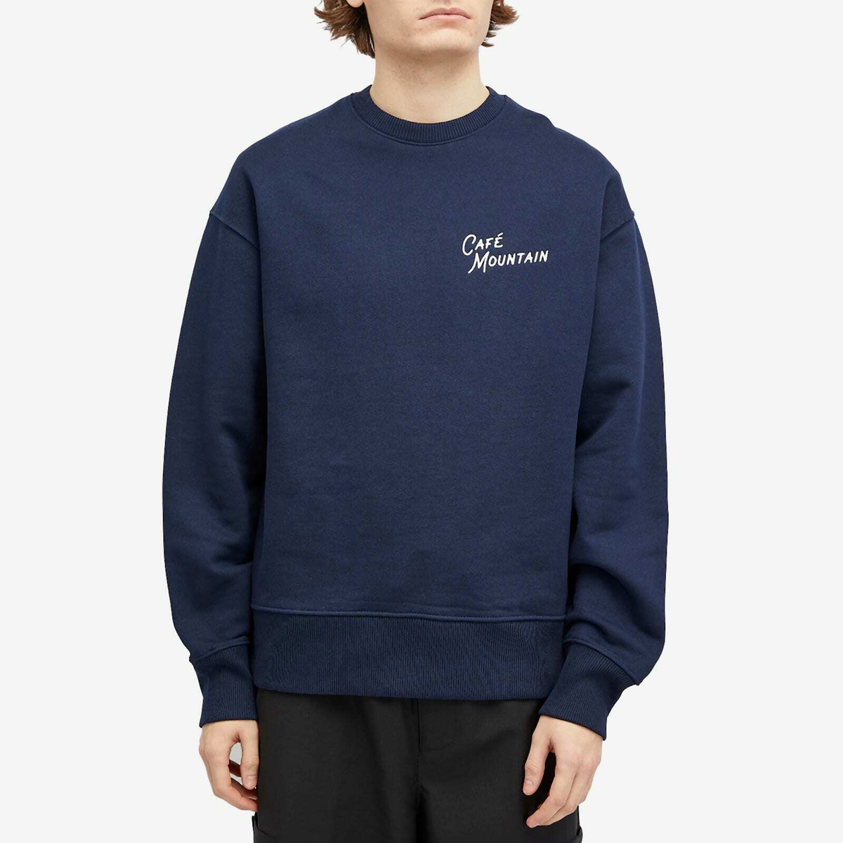 Café Mountain Men's Embroidered Script Crew Sweatshirt in Navy