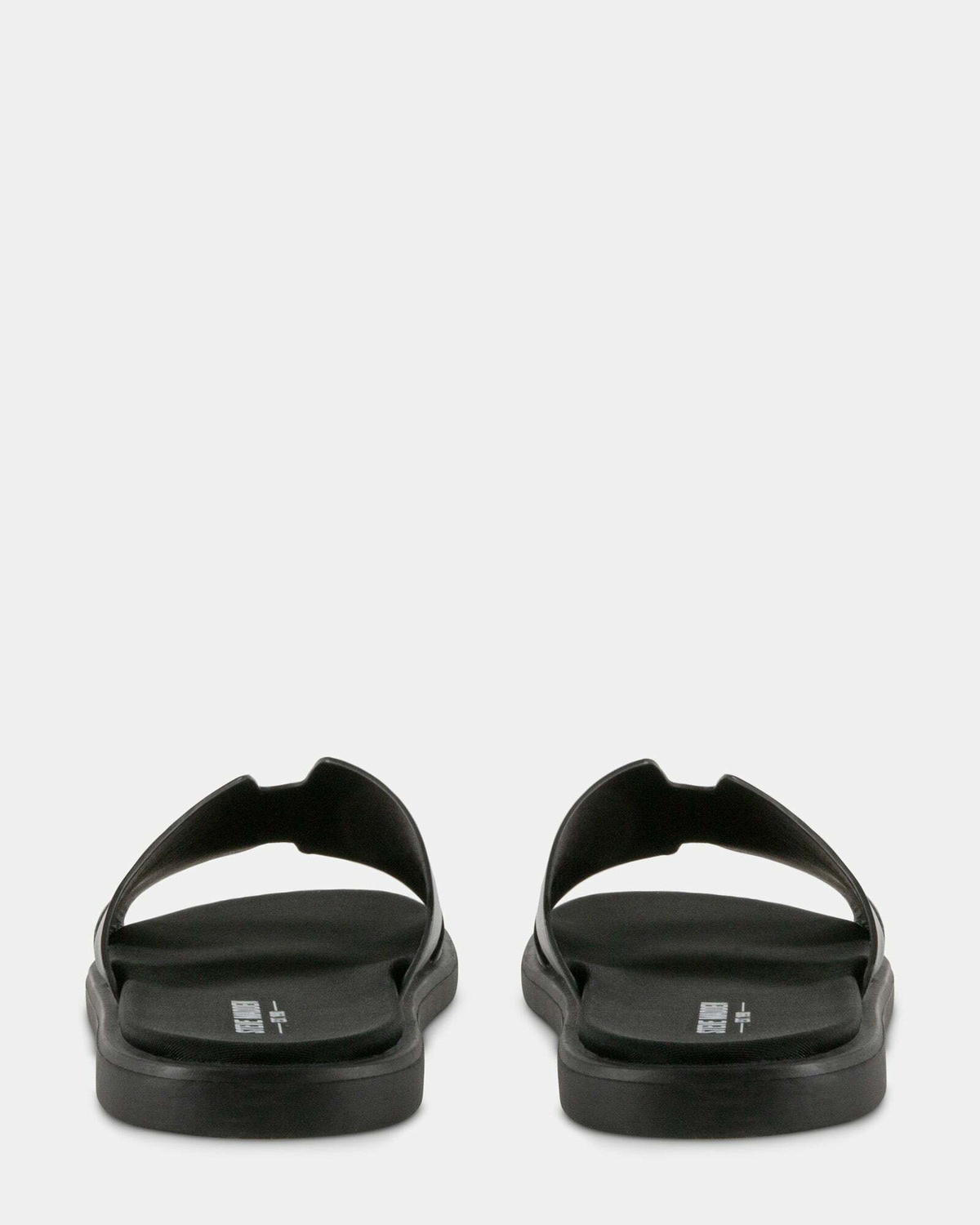 Steve Madden Stanley Sandals in Black