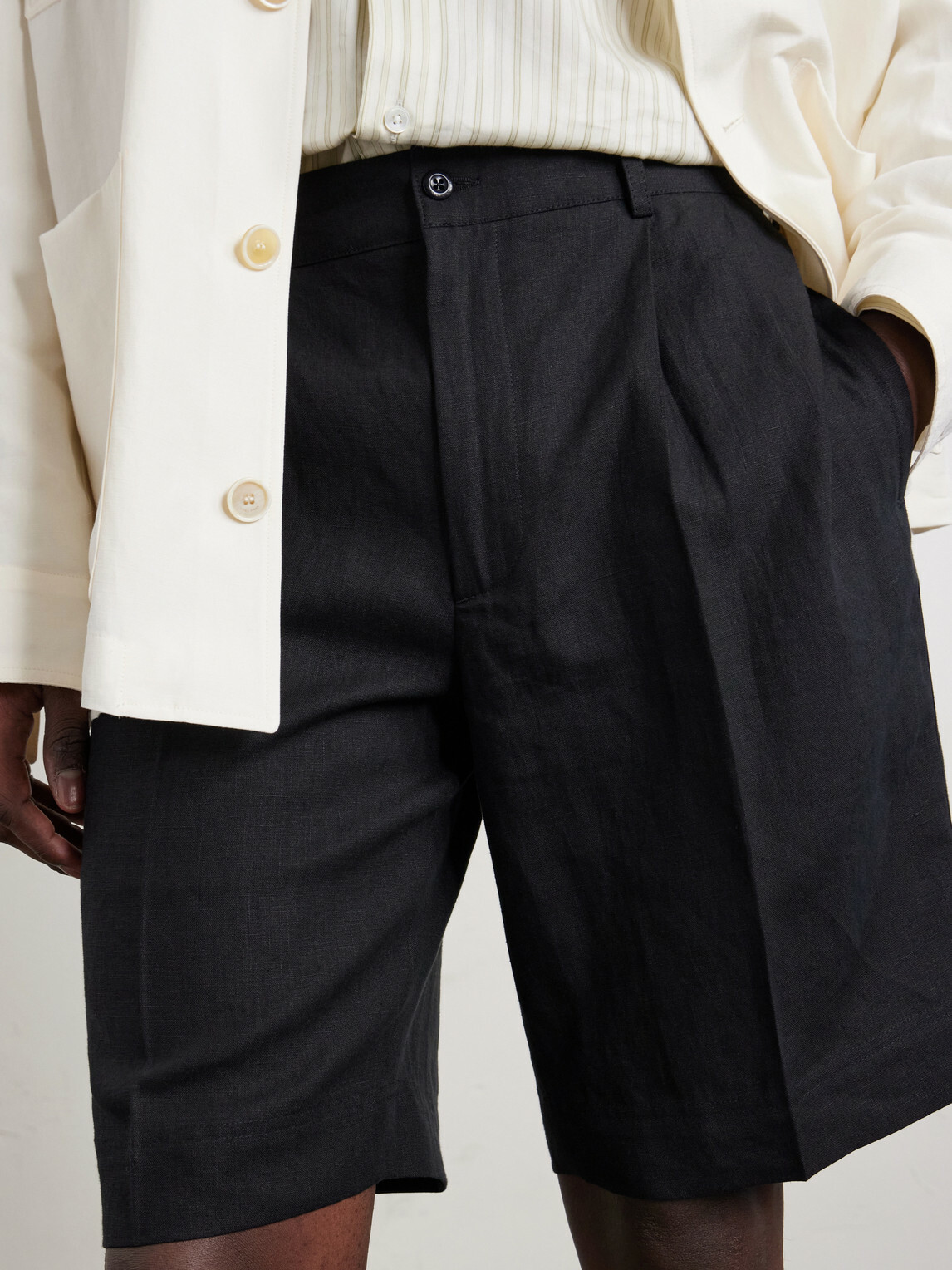 Rubinacci - Straight-Leg Pleated Linen Shorts - Black