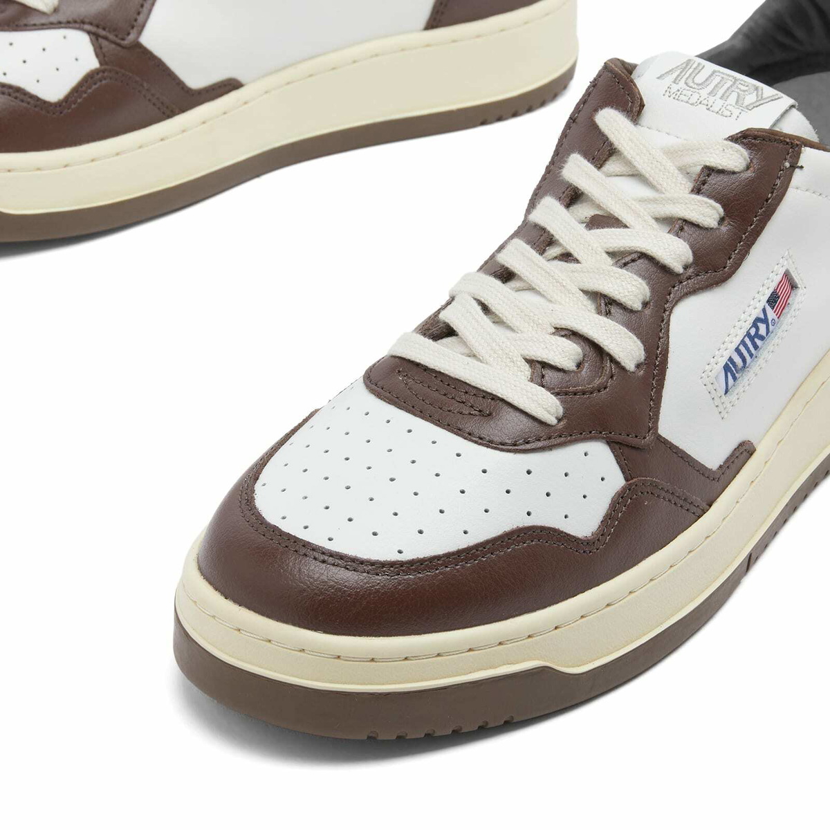 Autry Men's Medalist Low Leather Sneaker in Chestnut Autry