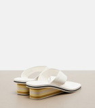 Chloé Swimming Cool patent leather thong sandals