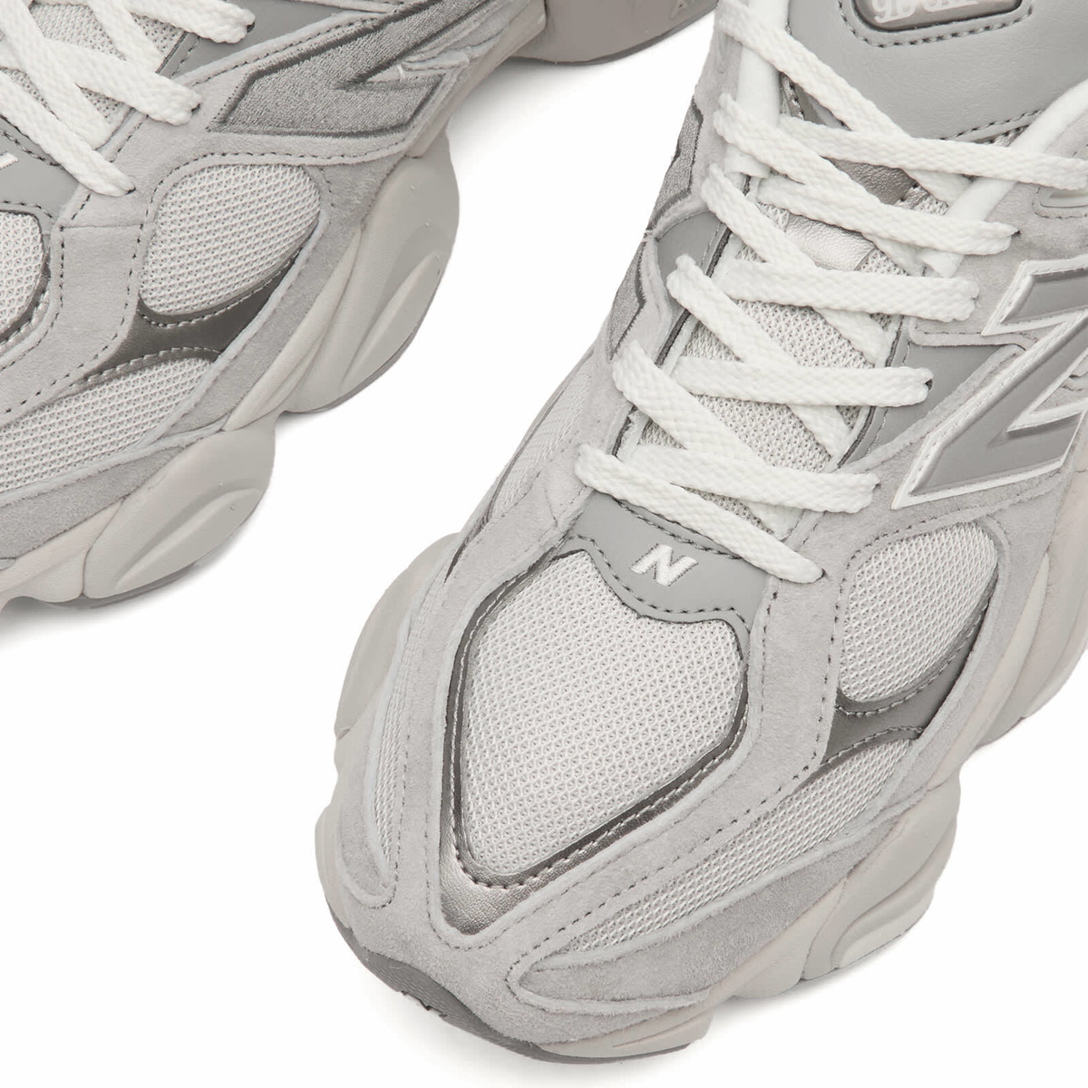 New Balance U9060ERG Sneaker in Grey