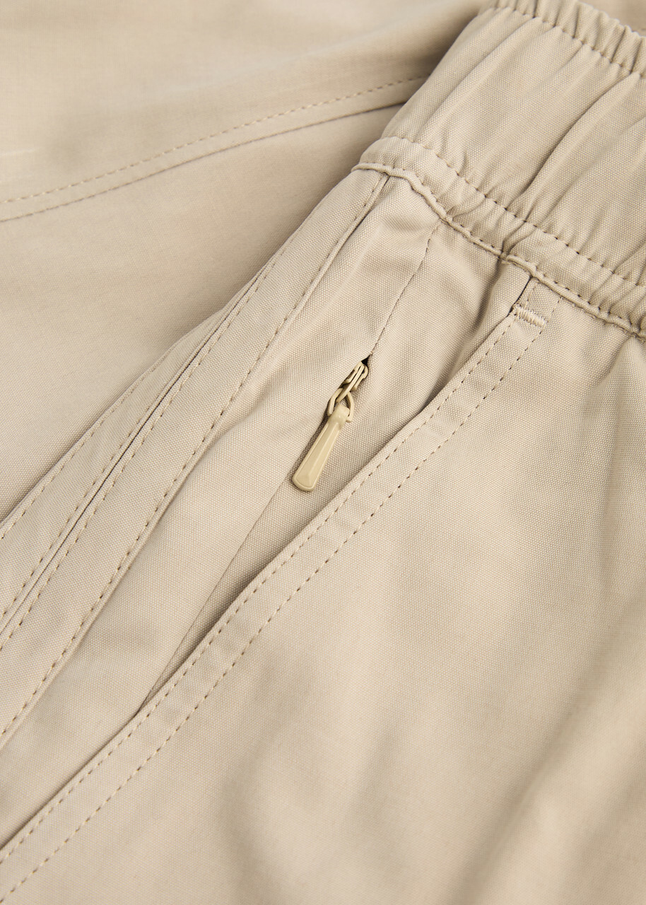 Paige Ross Poplin Shorts Cream