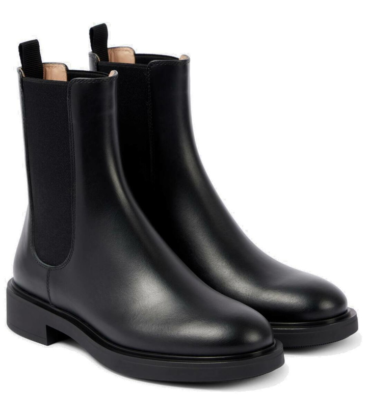 Photo: Gianvito Rossi Chester leather Chelsea boots