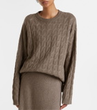Lisa Yang Seymour cable-knit cashmere sweater