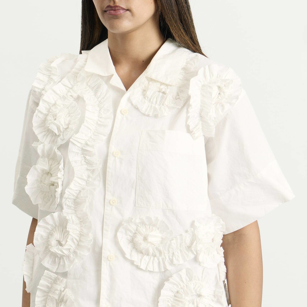 Story mfg. Women's Hand Applique Greetings Shirt in Ecru Fossil