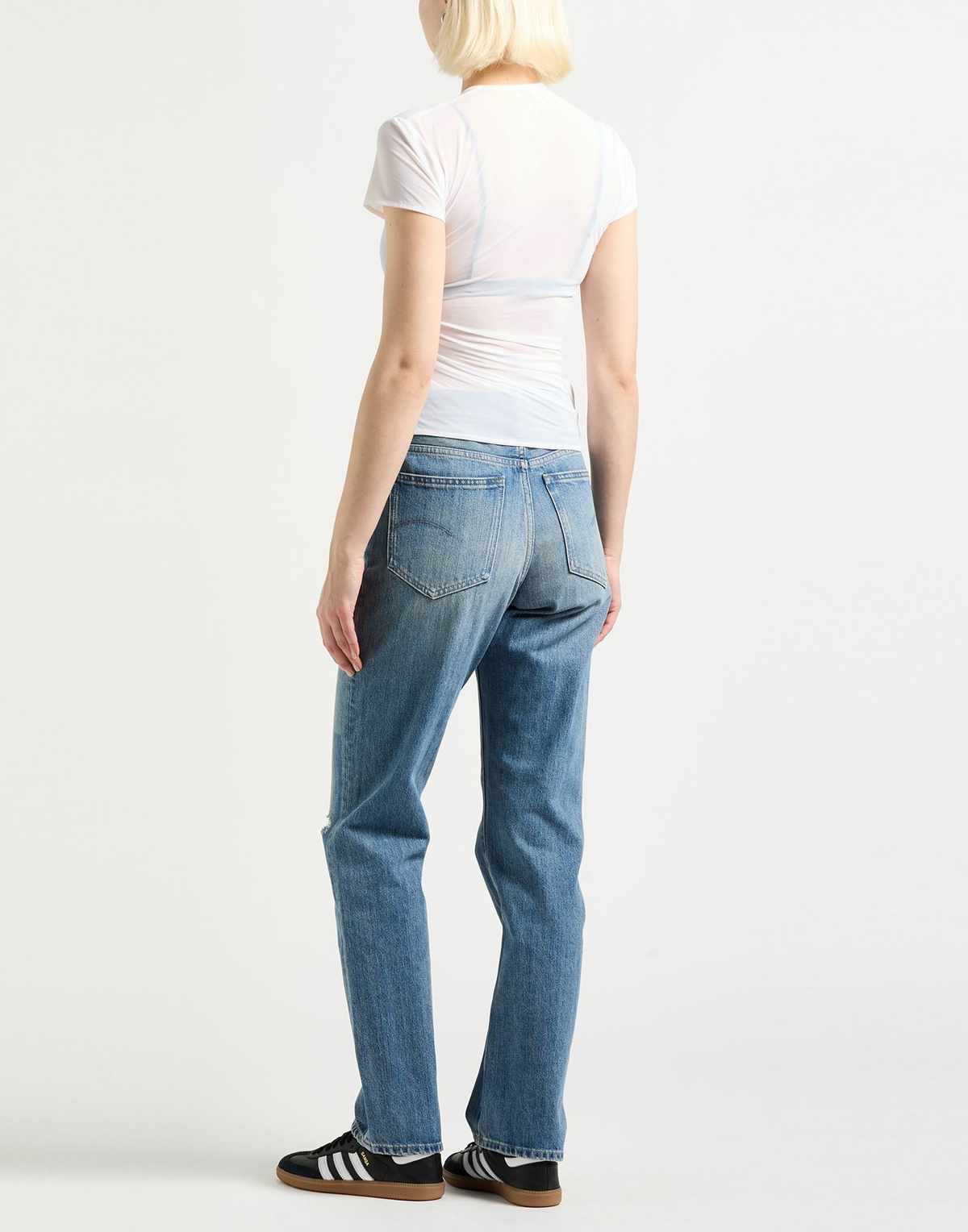 Avavav Womens T-shirt in White