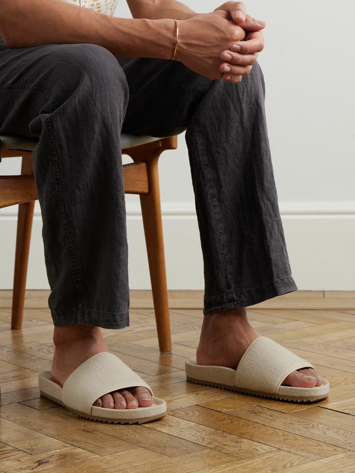 Frescobol Carioca - Renato Linen Slides - Neutrals