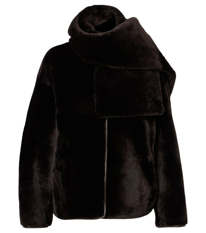 Photo: Nour Hammour Lyra scarf-detail shearling jacket