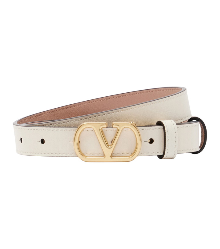Photo: Valentino Garavani VLogo reversible leather belt