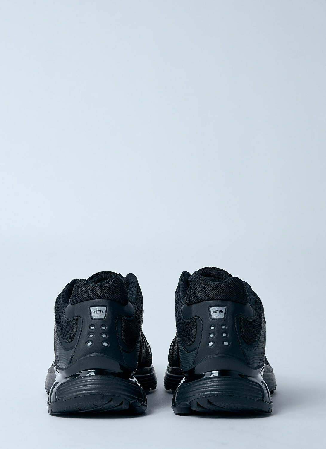 Salomon XT Whisper Sneakers