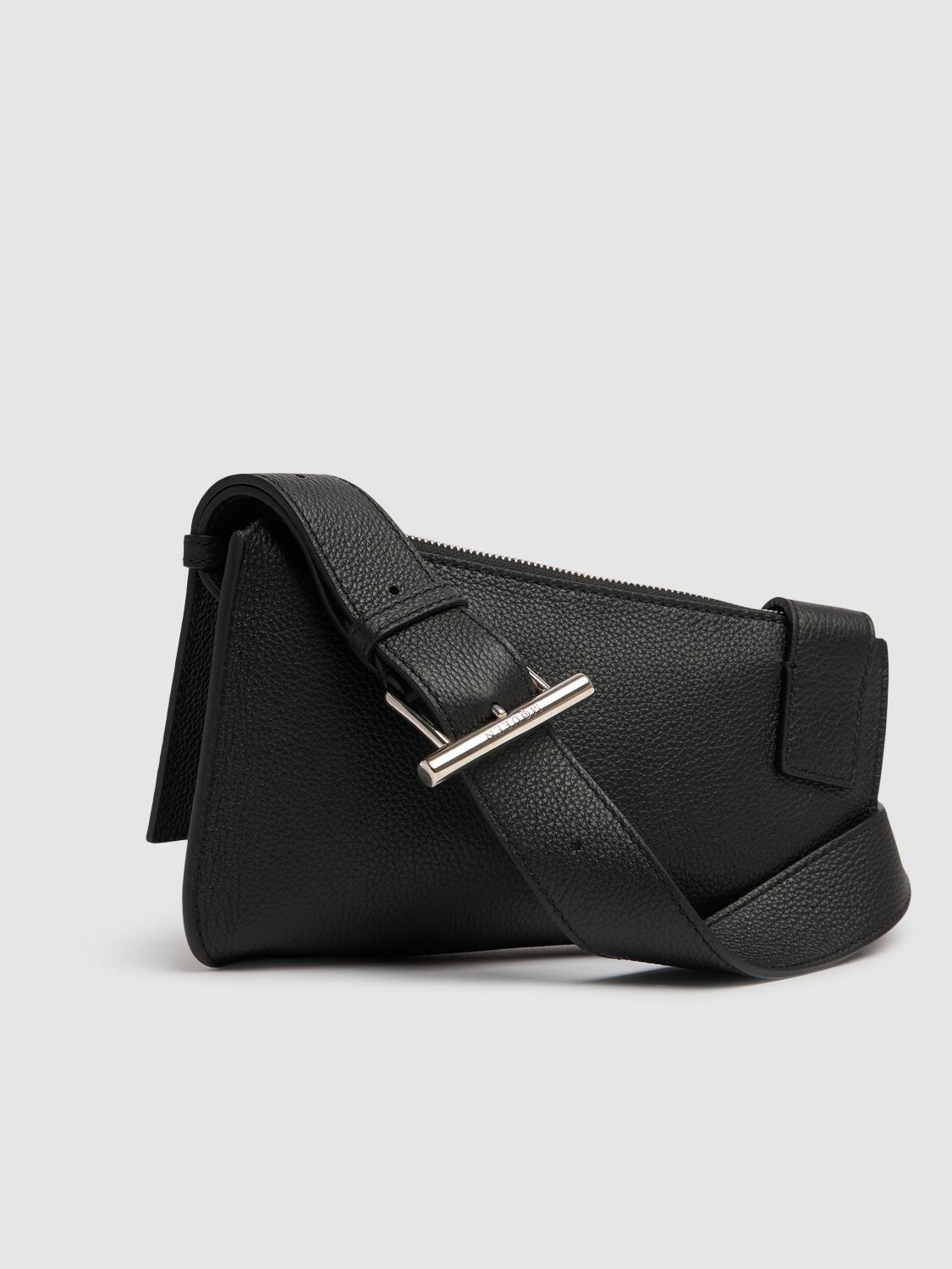ショルダーバッグ・ポシェット Alexander McQueen Sling Pouch ALEXANDER MCQUEEN Mcqueen T-bar Sling Pouch Alexander McQueen