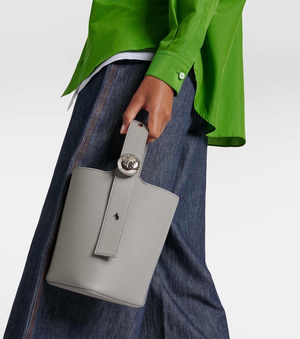 Loewe Pebble Mini leather bucket bag Loewe Loewe Pebble Mini leather bucket bag Loewe