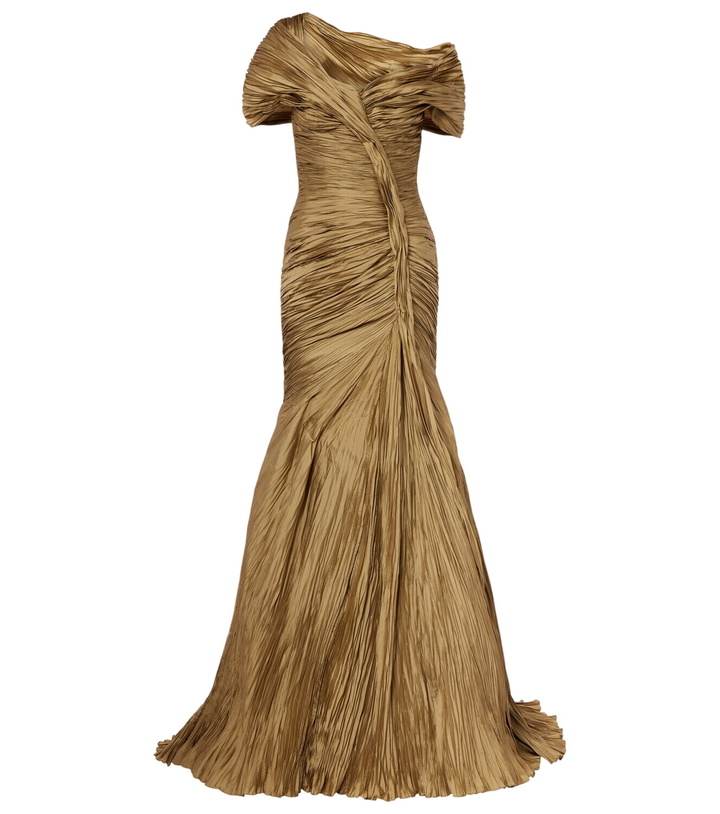 Photo: Marmar Halim Off-shoulder bustier gown