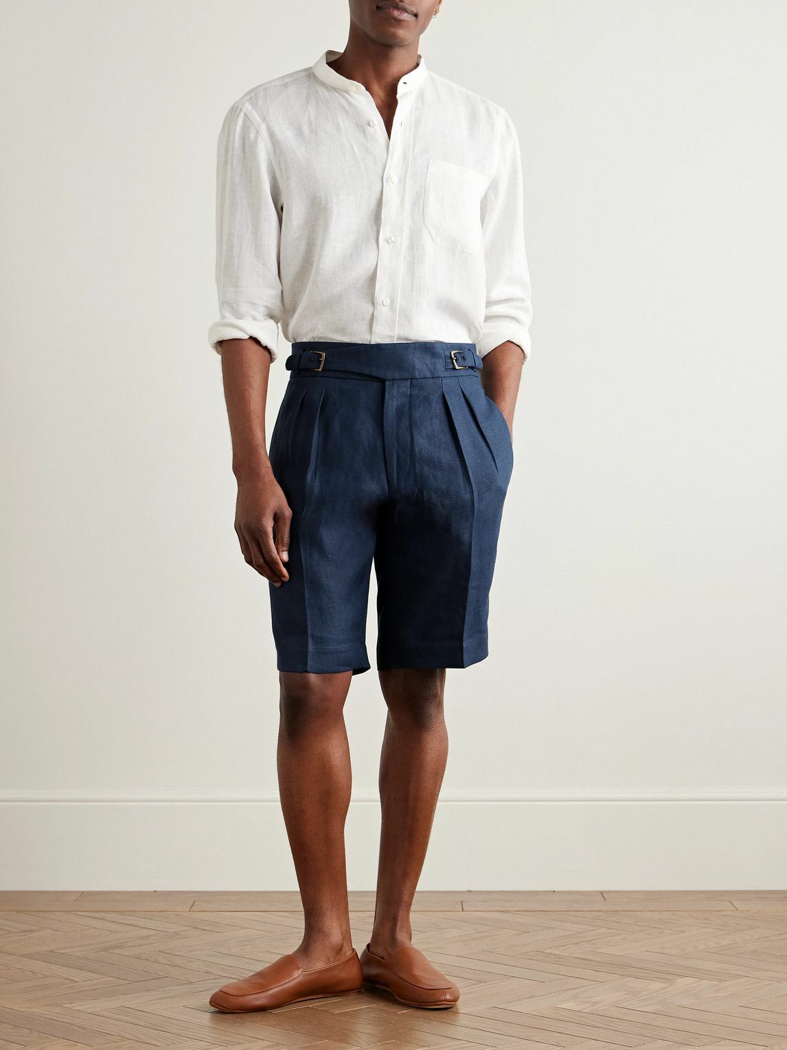 Anderson & Sheppard - Gurkha Straight-Leg Pleated Linen Shorts - Blue