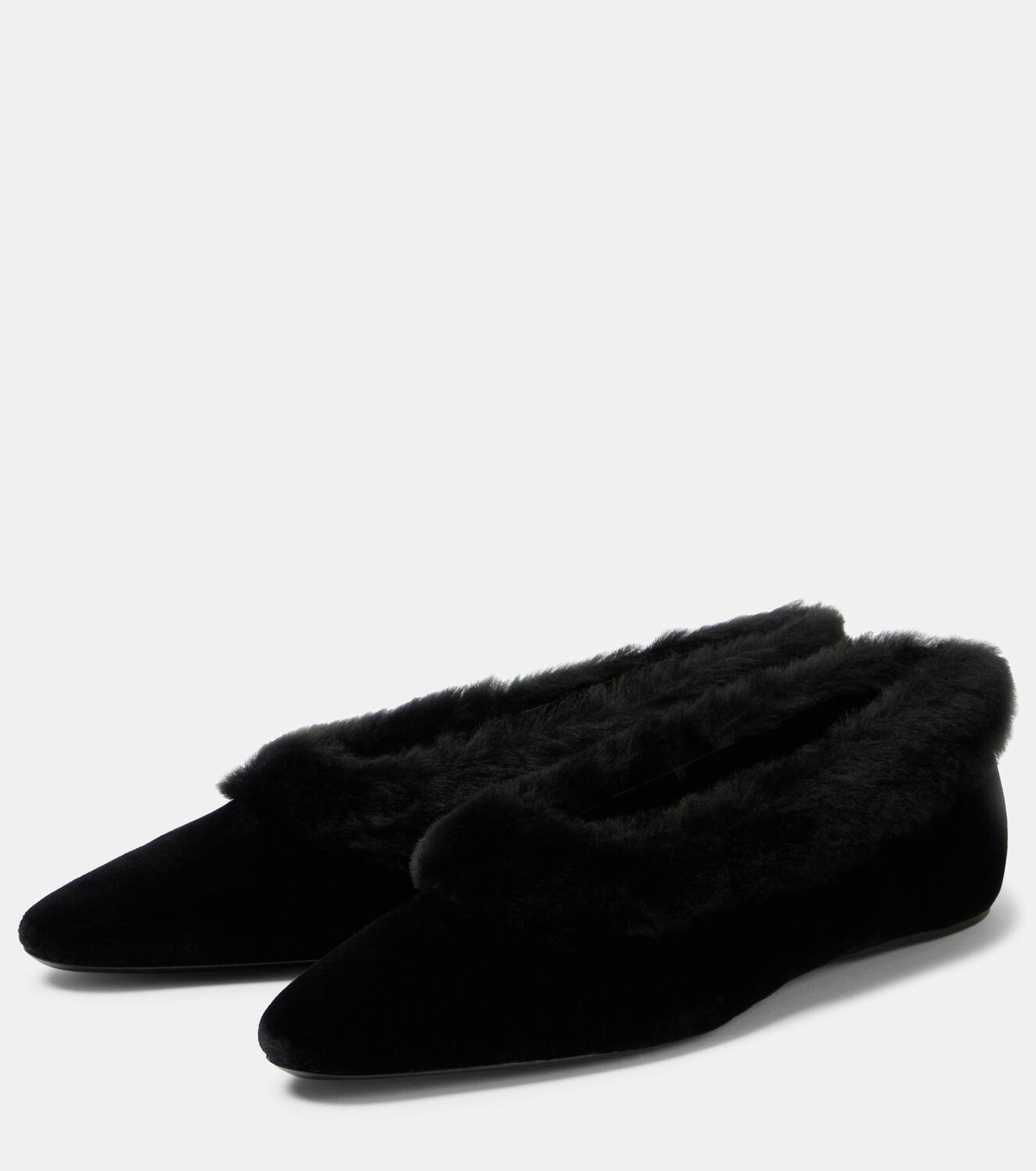 CC 26 Shearling Ballet Flat Black Cowhide Wool 588922