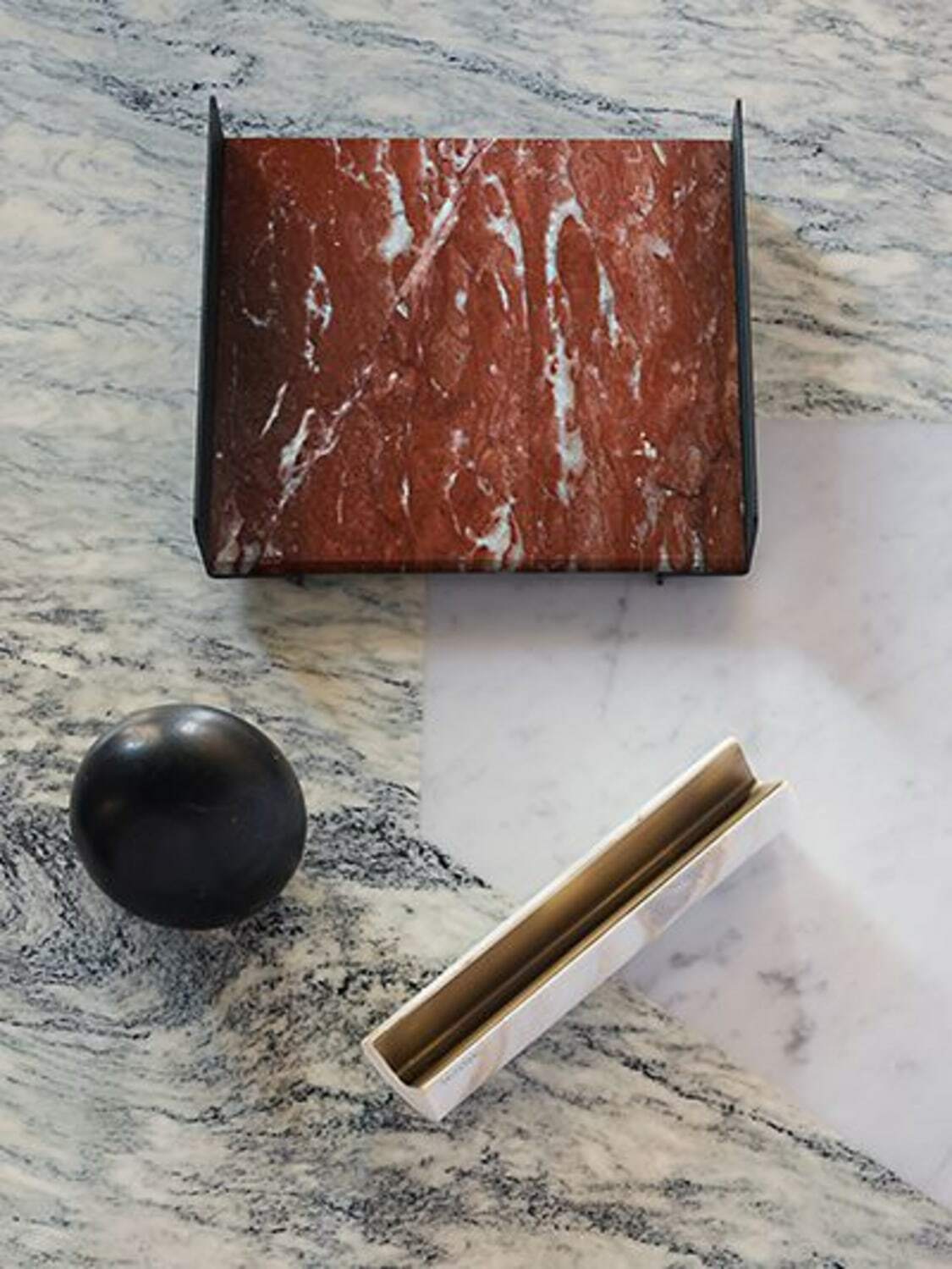 SALVATORI - Gravity Nero Marquinia Marble Sphere
