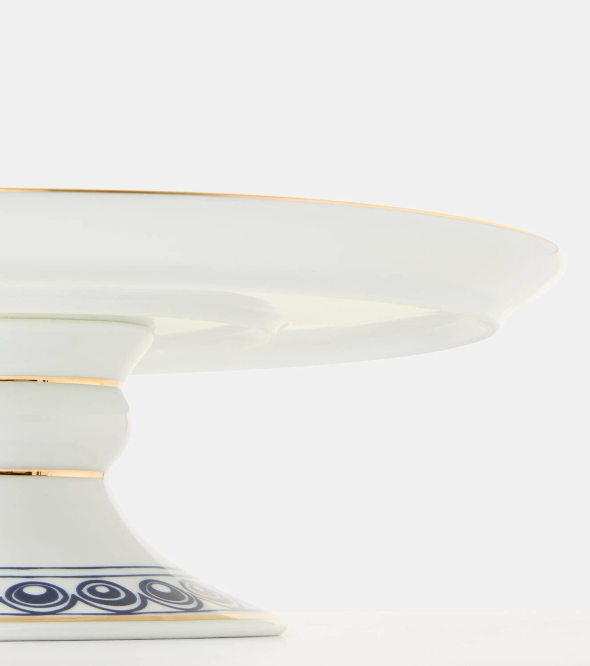 La DoubleJ Big Pineapple porcelain cake stand