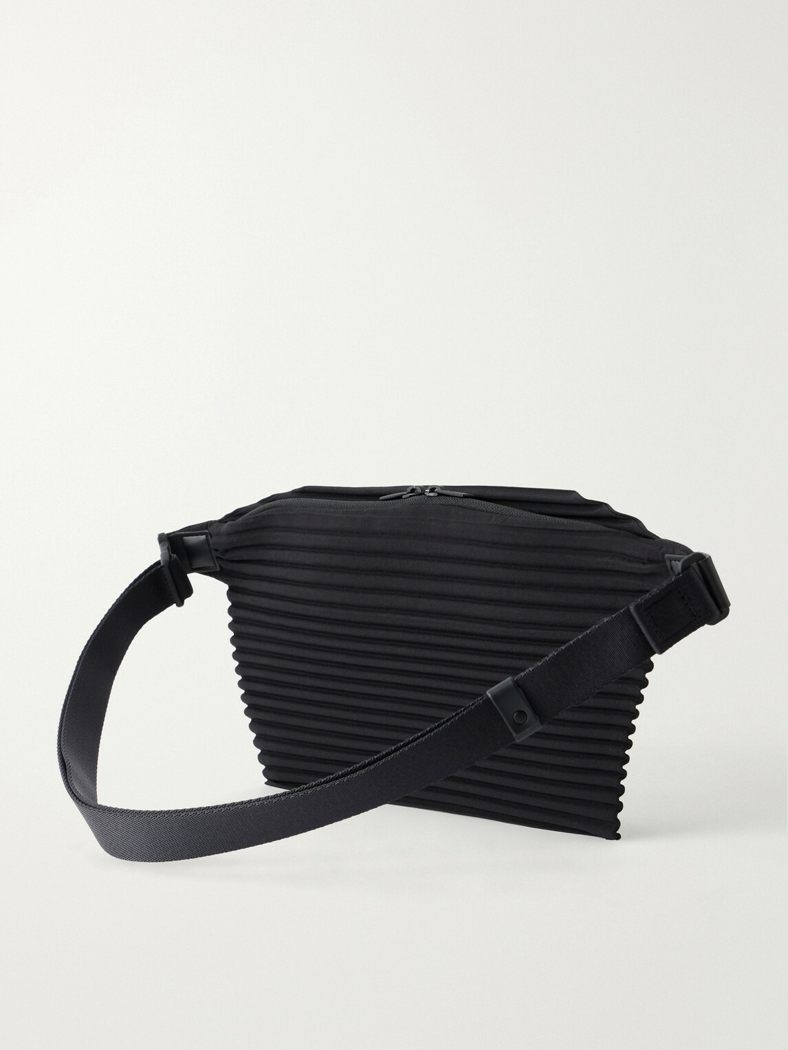Homme Plissé Issey Miyake - Slim Pleated Belt Bag