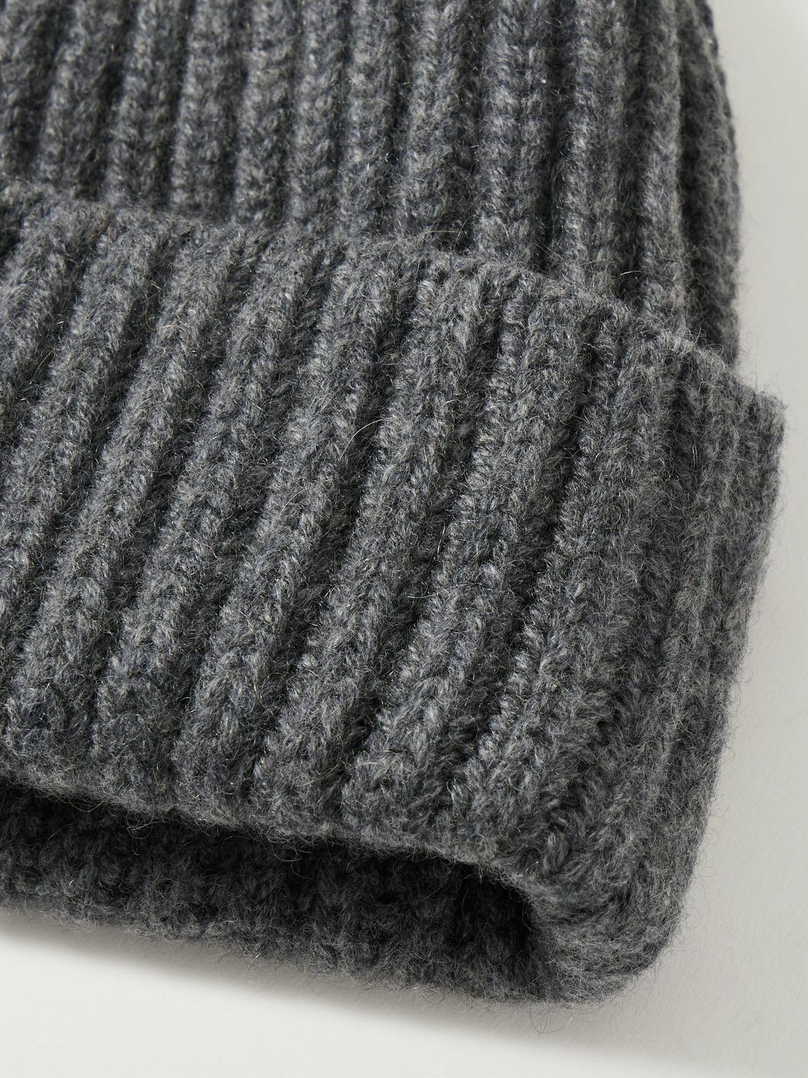 Drake's - Ribbed Cashmere Beanie