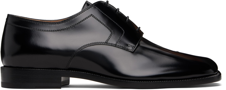 Photo: Maison Margiela Black Tabi Lace-Up Derbys