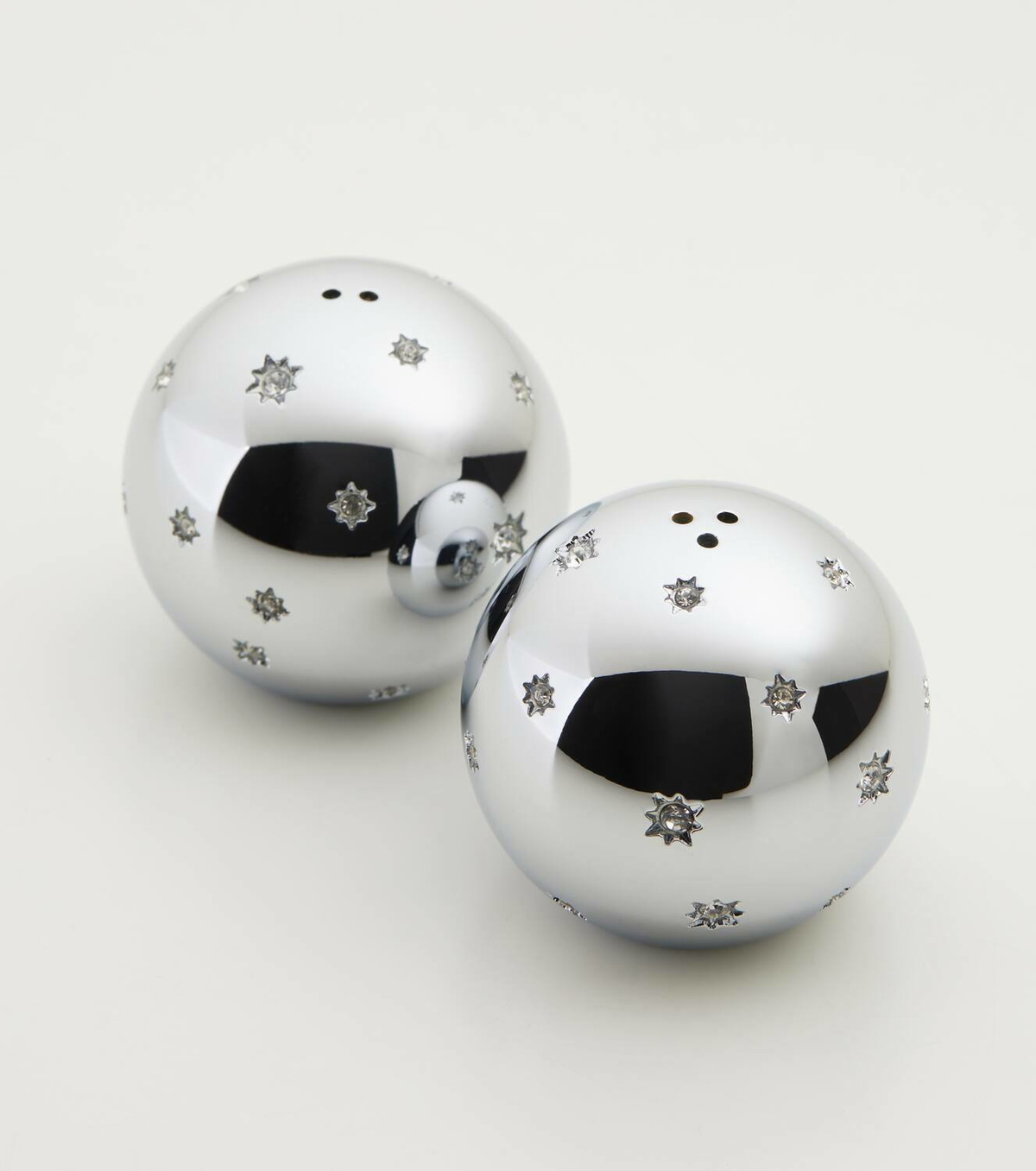 L'Objet Stars set of 2 salt and pepper shakers