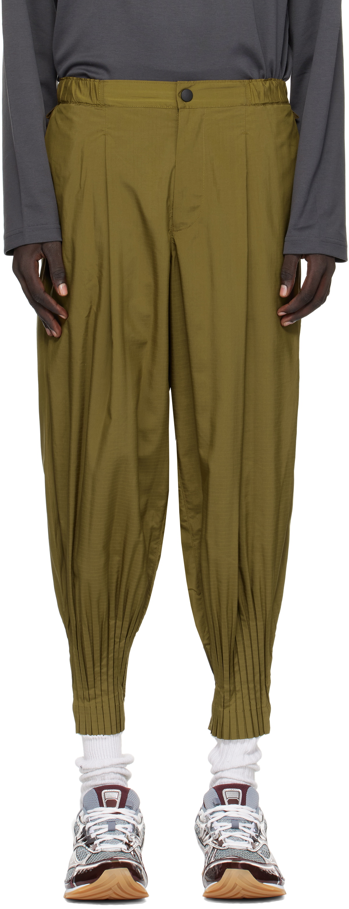 HOMME PLISSÉ ISSEY MIYAKE Beige Pleats Bottoms 1 Trousers