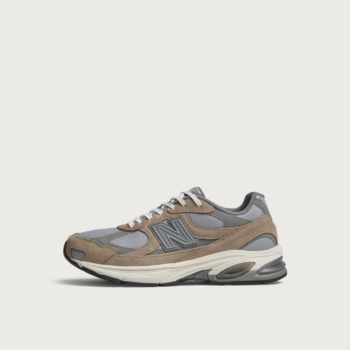 New Balance Men's 2010 Sneaker in Mushroom/Harbor Grey