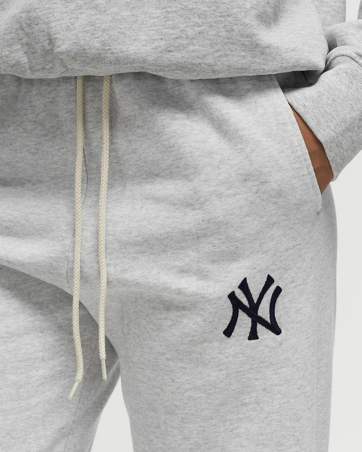 Sporty & Rich Yankees Serif Sweatpant Grey Sweatpants
