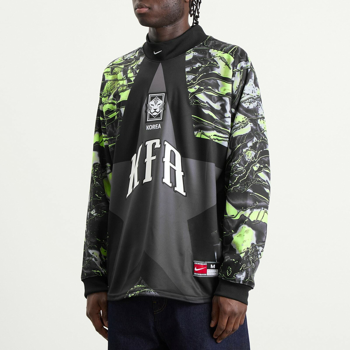 Nike Men's Korea Goalkeeper Shirt in Black/White