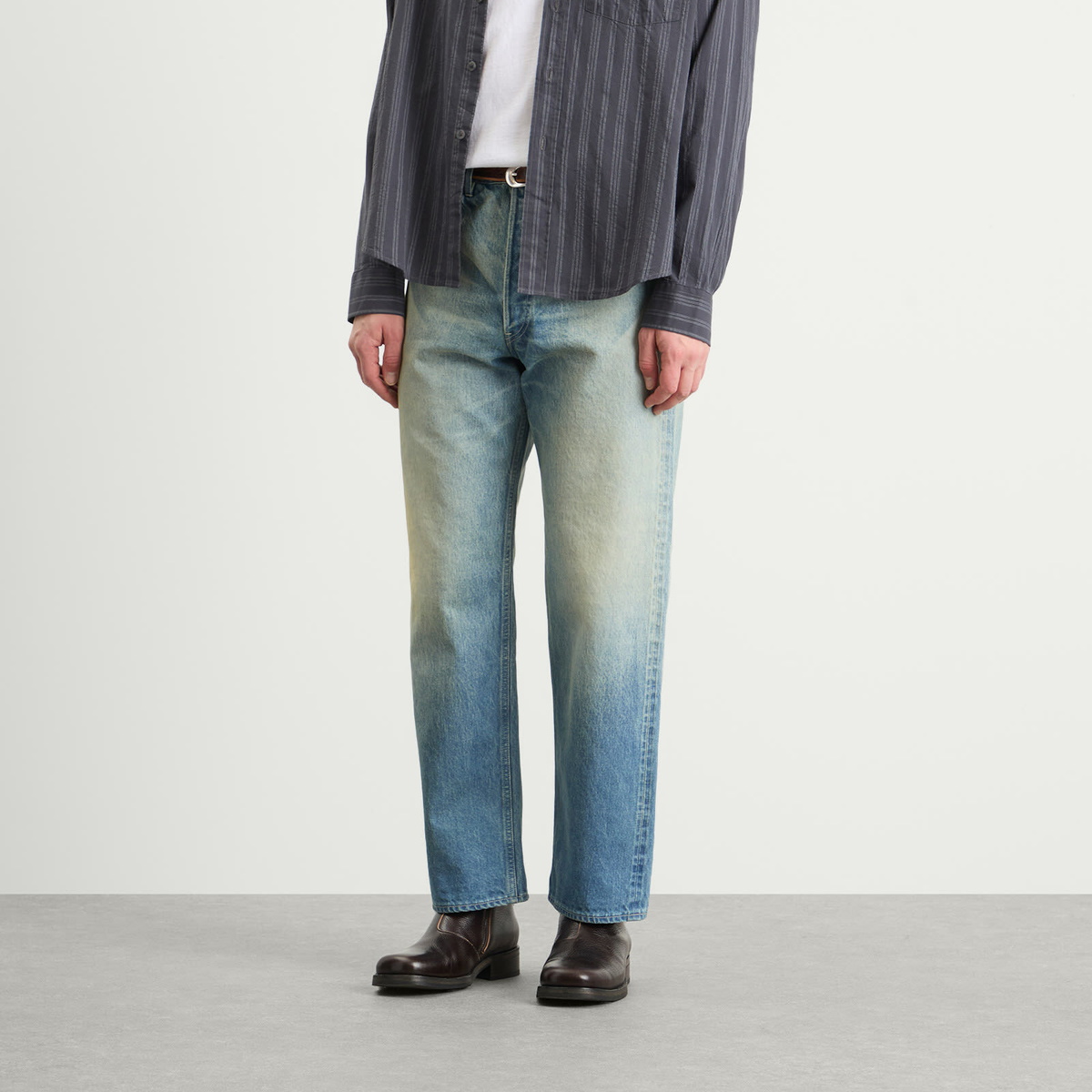 Auralee Men's Selvedge Faded Straight Jeans in Faded Indigo