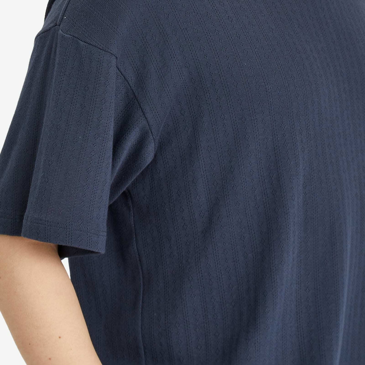 A Kind of Guise Men's Tador T-Shirt in Dark Iris