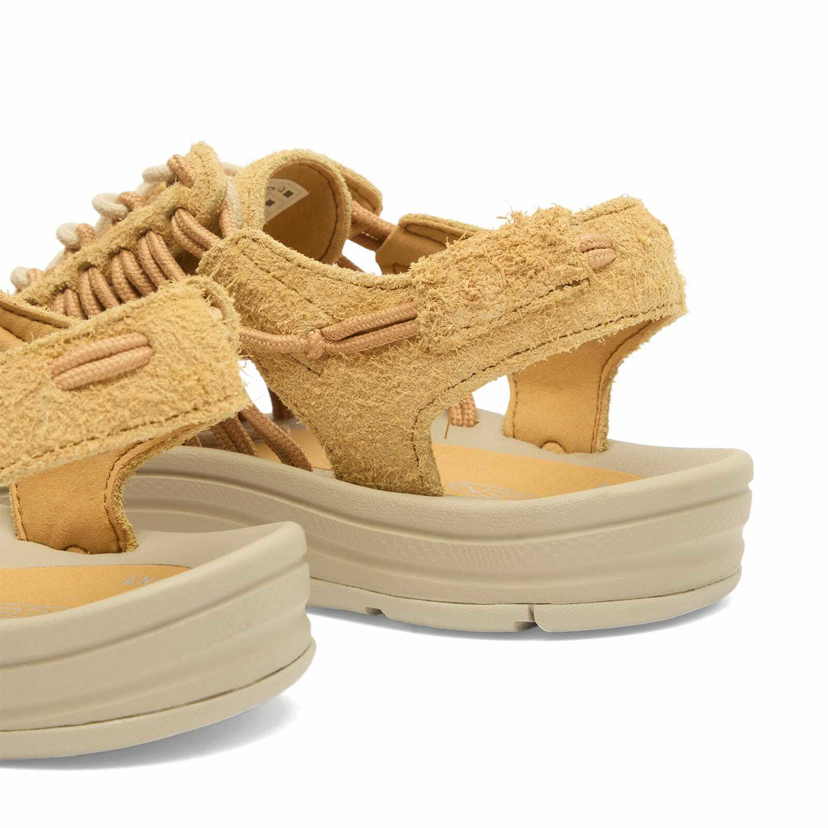 Keen Women's Uneek Leather in Oak Buff/Plaza Taupe