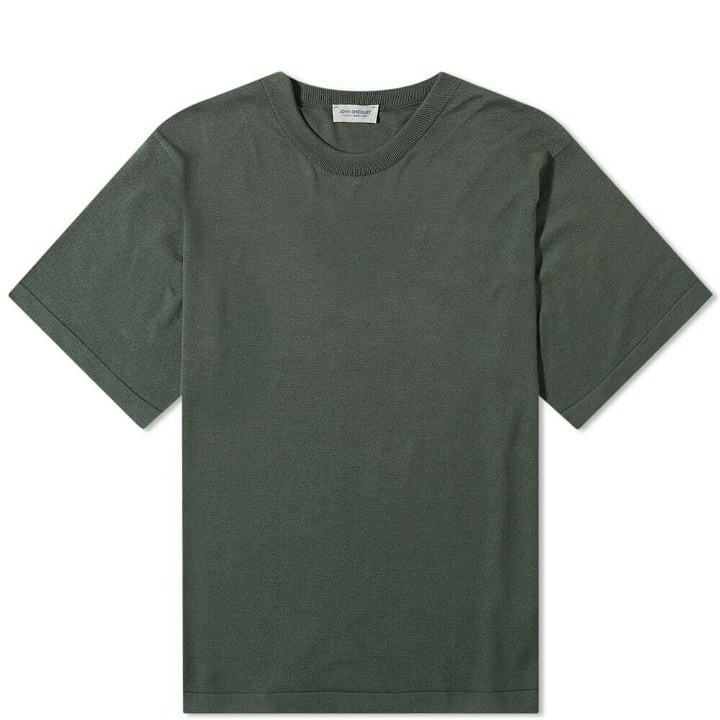 Photo: John Smedley Men's Tindall Knitted T-Shirt in Palm