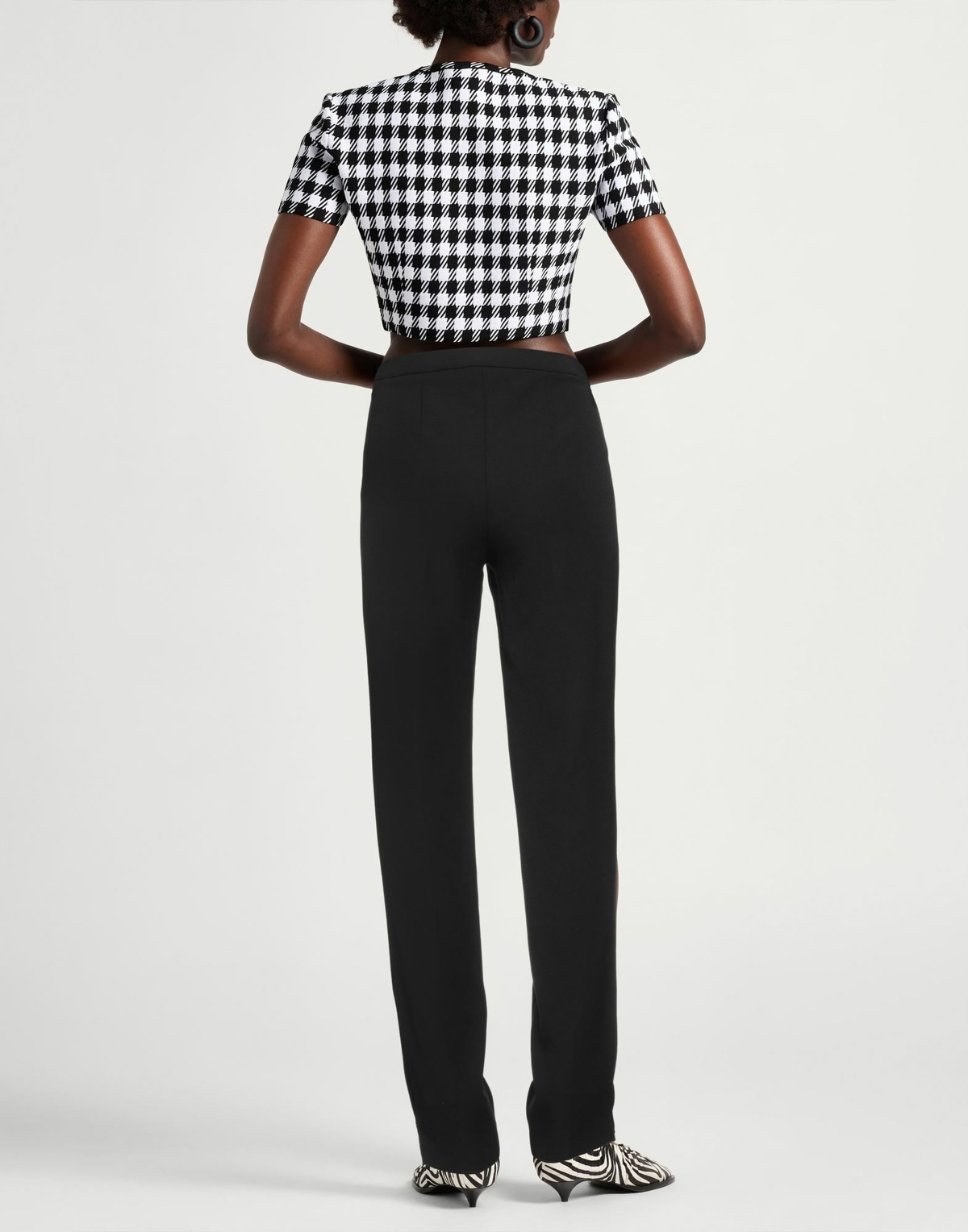 Axel Arigato Womens Pants in Black