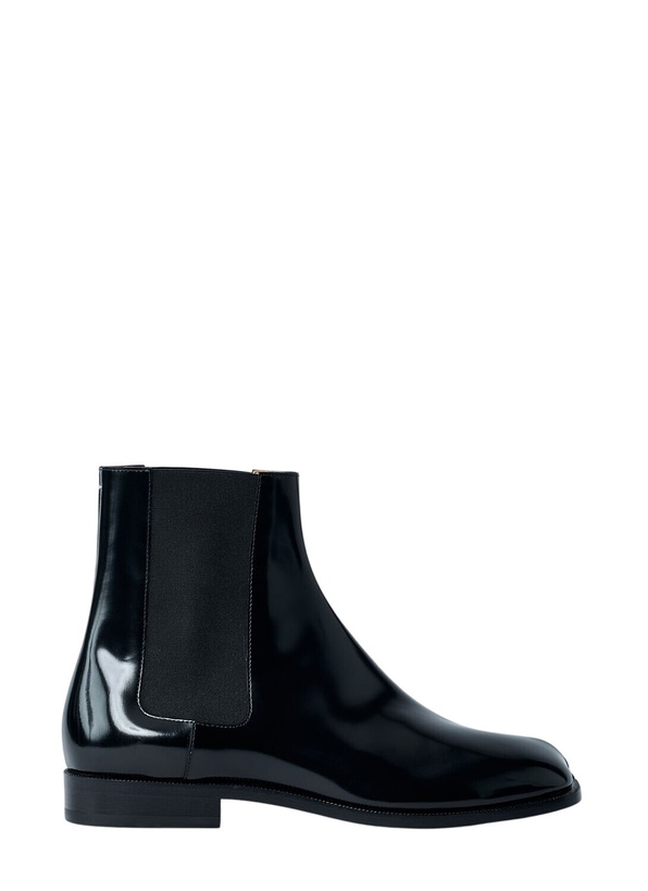 Photo: Maison Margiela Tabi Chelsea Boots