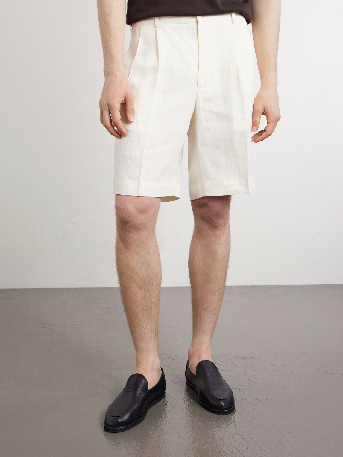 Rubinacci - Straight-Leg Pleated Cotton Shorts - White