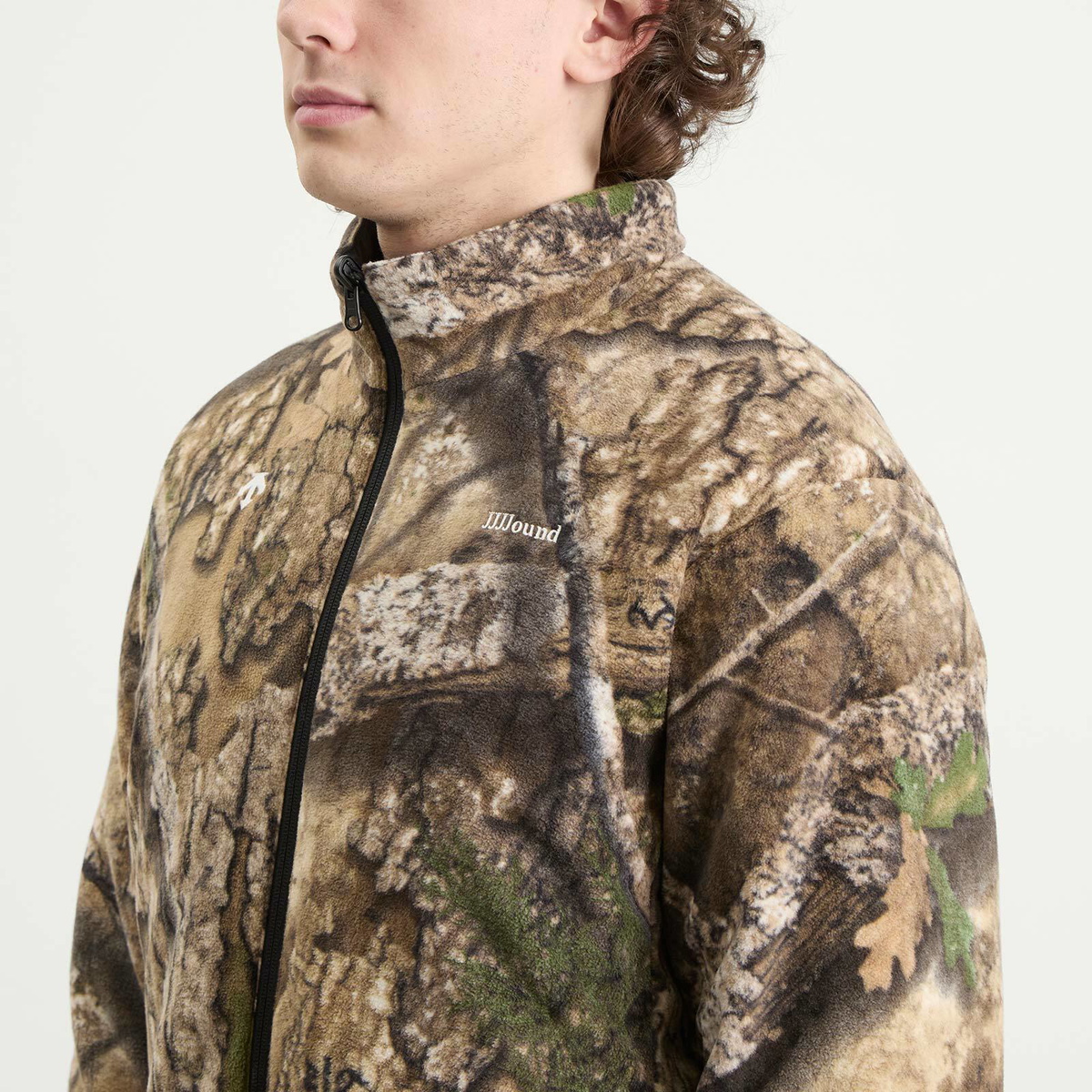 Descente Men's Allterrain x JJJJound Reversible Jacket in Black/Charcoal