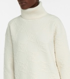 Fendi Logo turtleneck sweater
