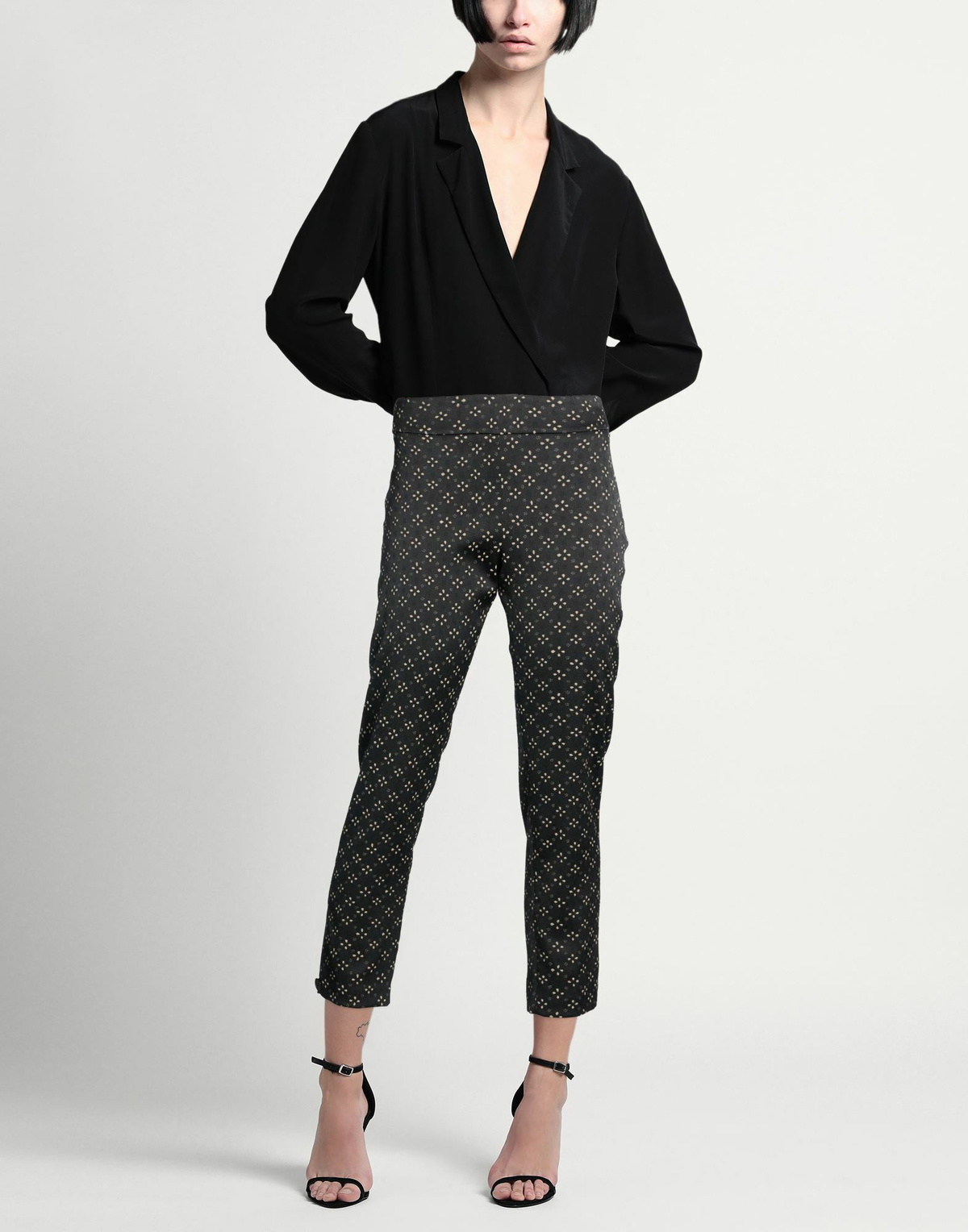 Alessia Santi Womens Pants in Black