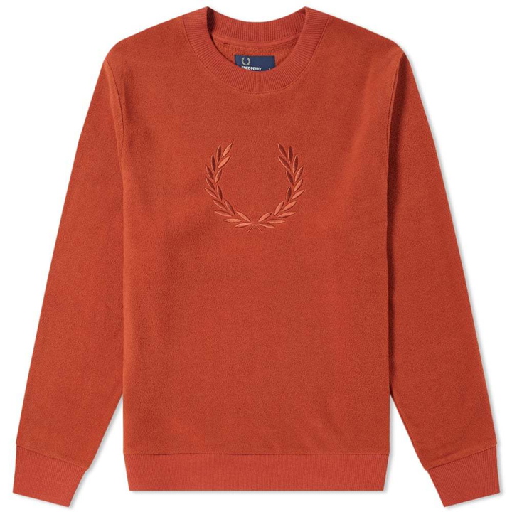 Photo: Fred Perry Embroidered Laurel Sweat Paprika