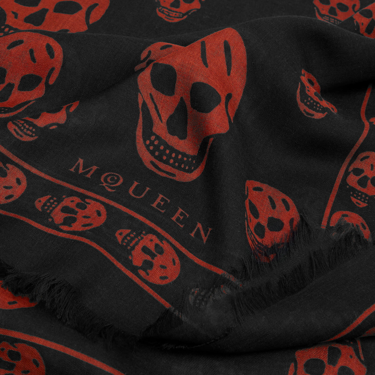Alexander McQueen Men's Skull Logo Scarf in Black/Amber 