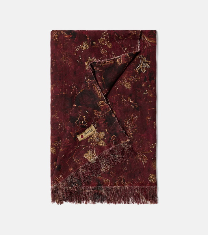 Photo: The House of Lyria Tormento floral linen and cotton tablecloth