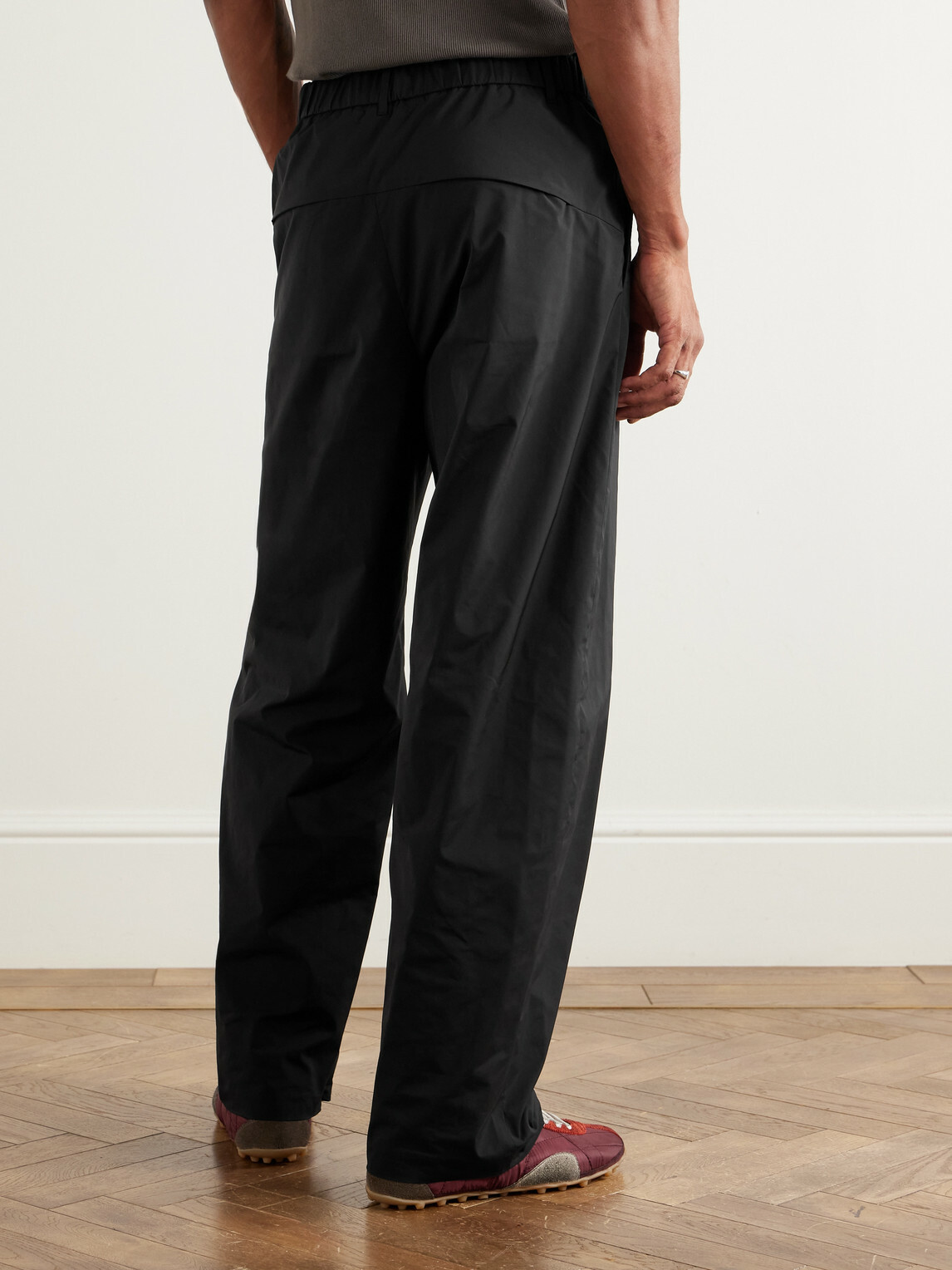 Amomento - Straight-Leg Taffeta Trousers - Black